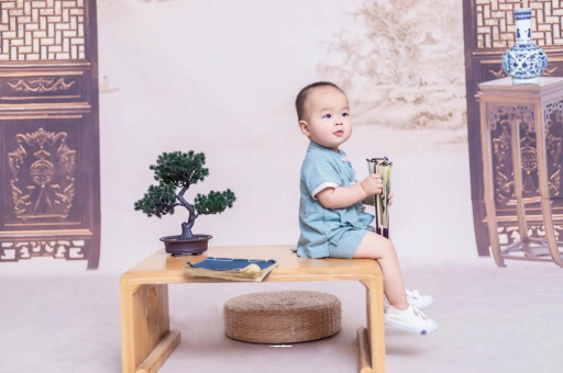 简阳宝宝几个月会认人